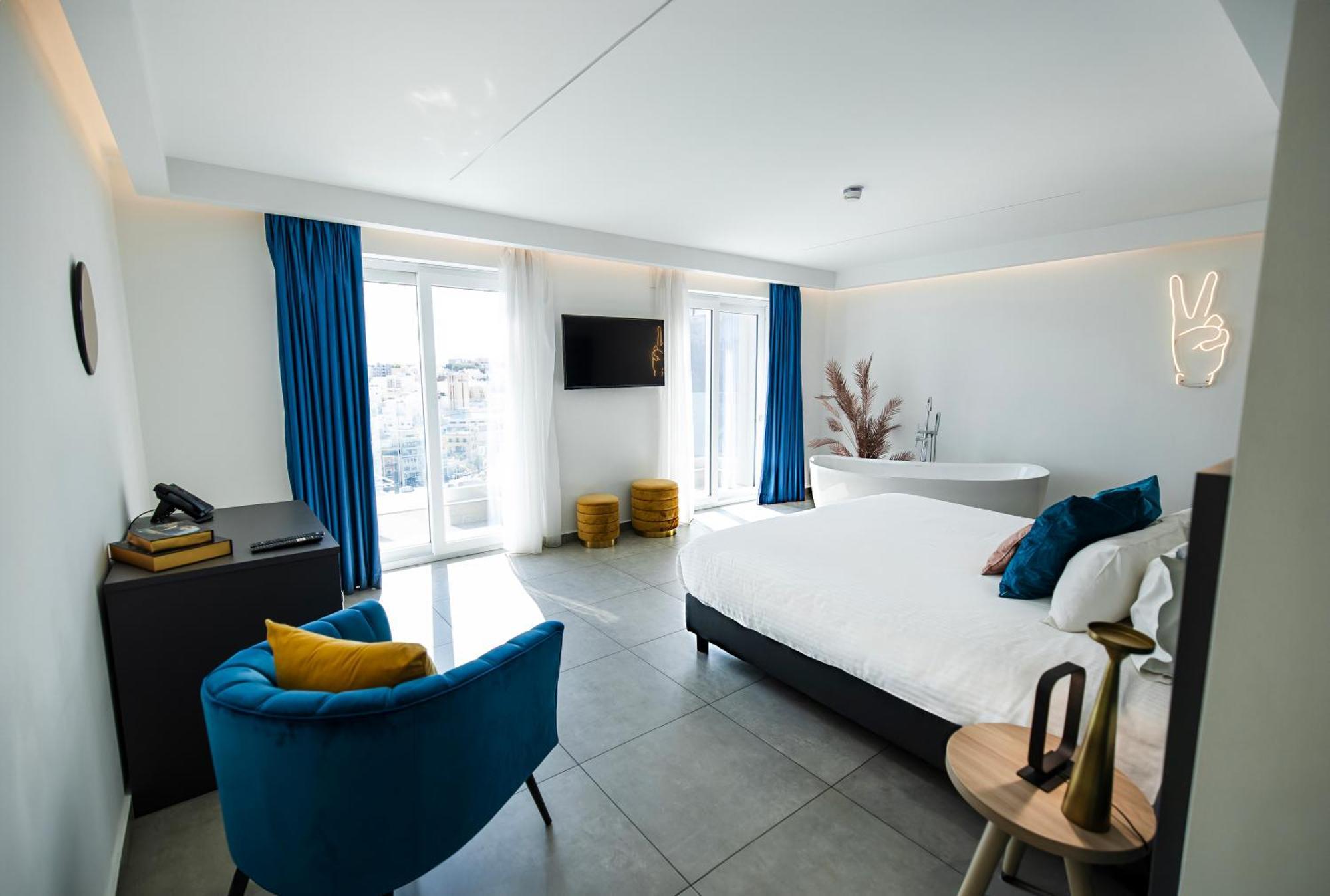 Flamingo Hotel Malta Saint Julian's Bagian luar foto