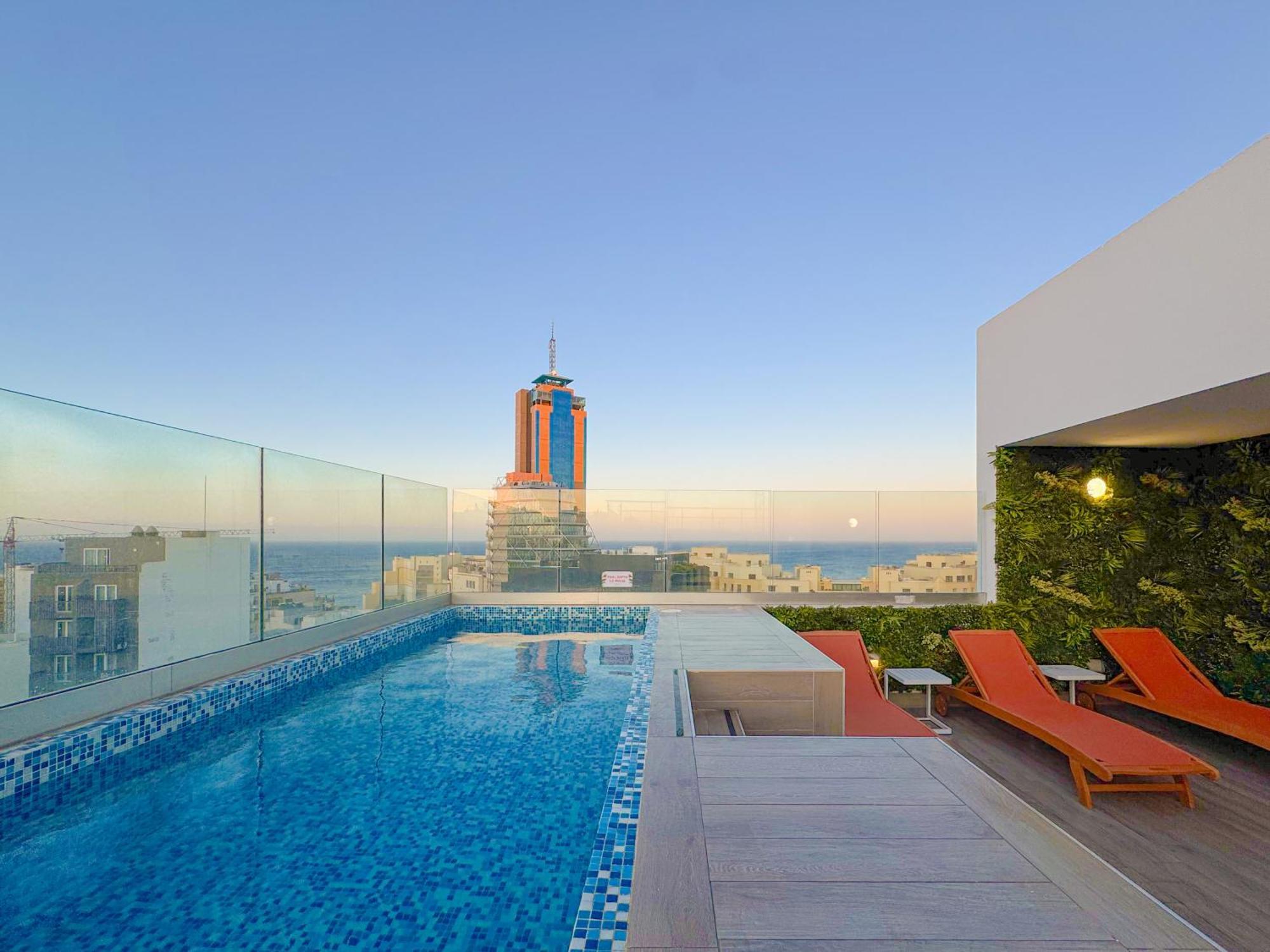 Flamingo Hotel Malta Saint Julian's Bagian luar foto